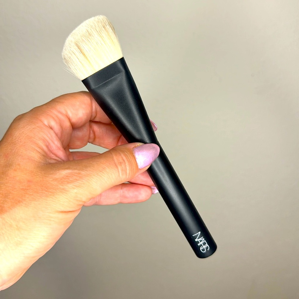 NARS Contour brush
